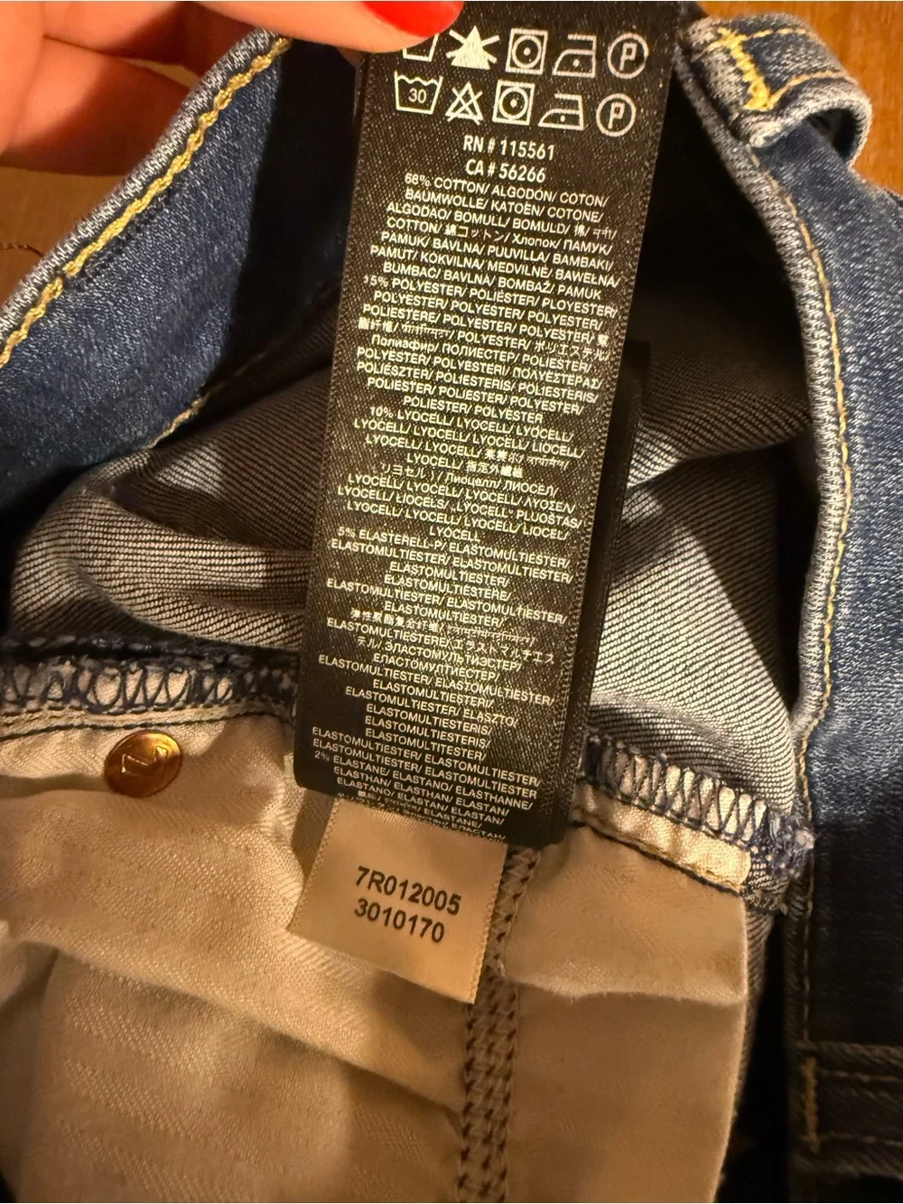 7 For All Mankind size 25